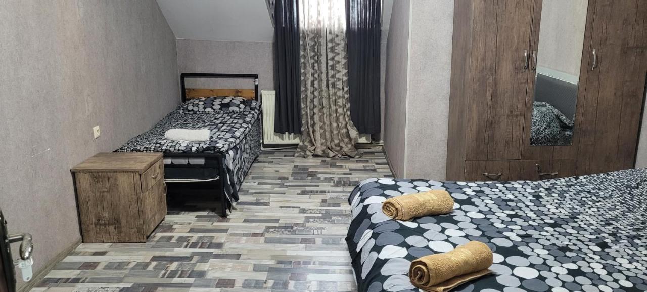 Kiev Hostel Tbilisi Exterior photo