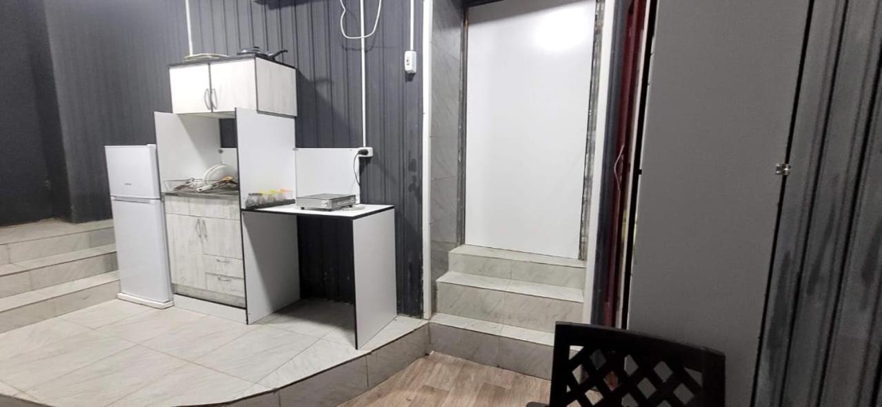 Kiev Hostel Tbilisi Exterior photo